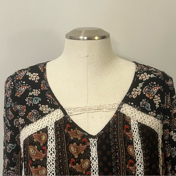 Entro Dress - Picture 3 of 10